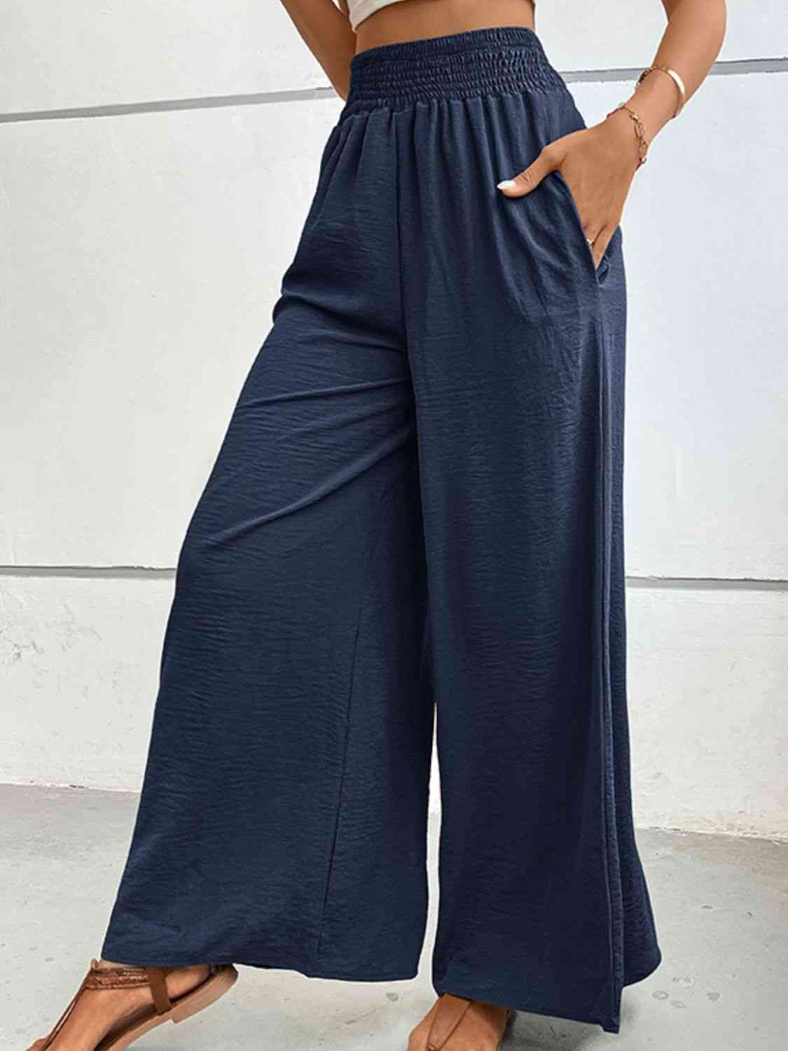 Pantalones largos de ajuste relajado con cintura ancha