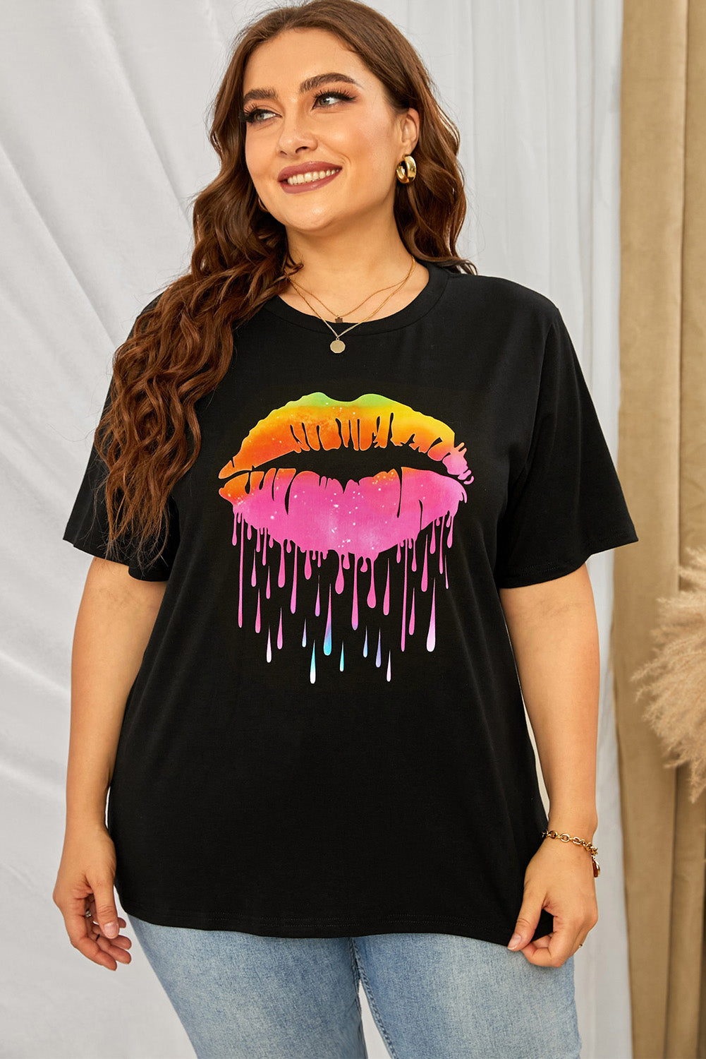 Camiseta con estampado de labios de talla grande