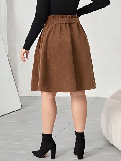 Falda con cintura estilo paperbag con botones decorativos anudados de talla grande