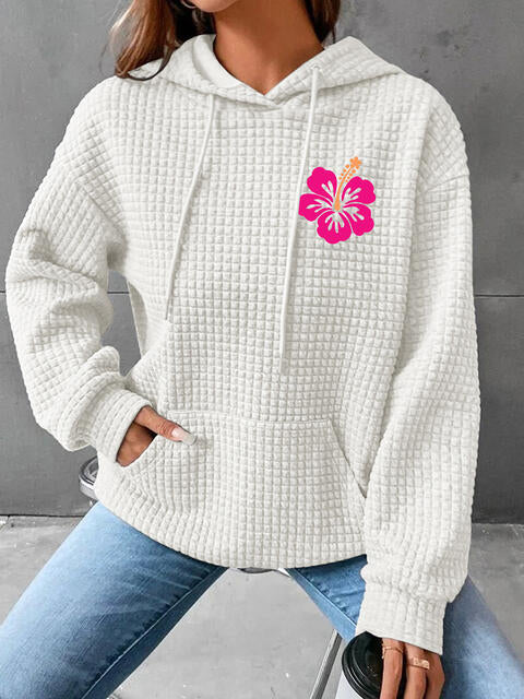 Sudadera con capucha texturizada y estampado de flores de tamaño completo con bolsillo