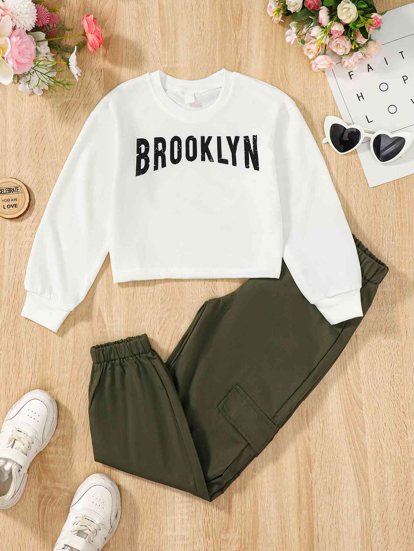 Conjunto de sudadera y joggers con gráfico BROOKLYN