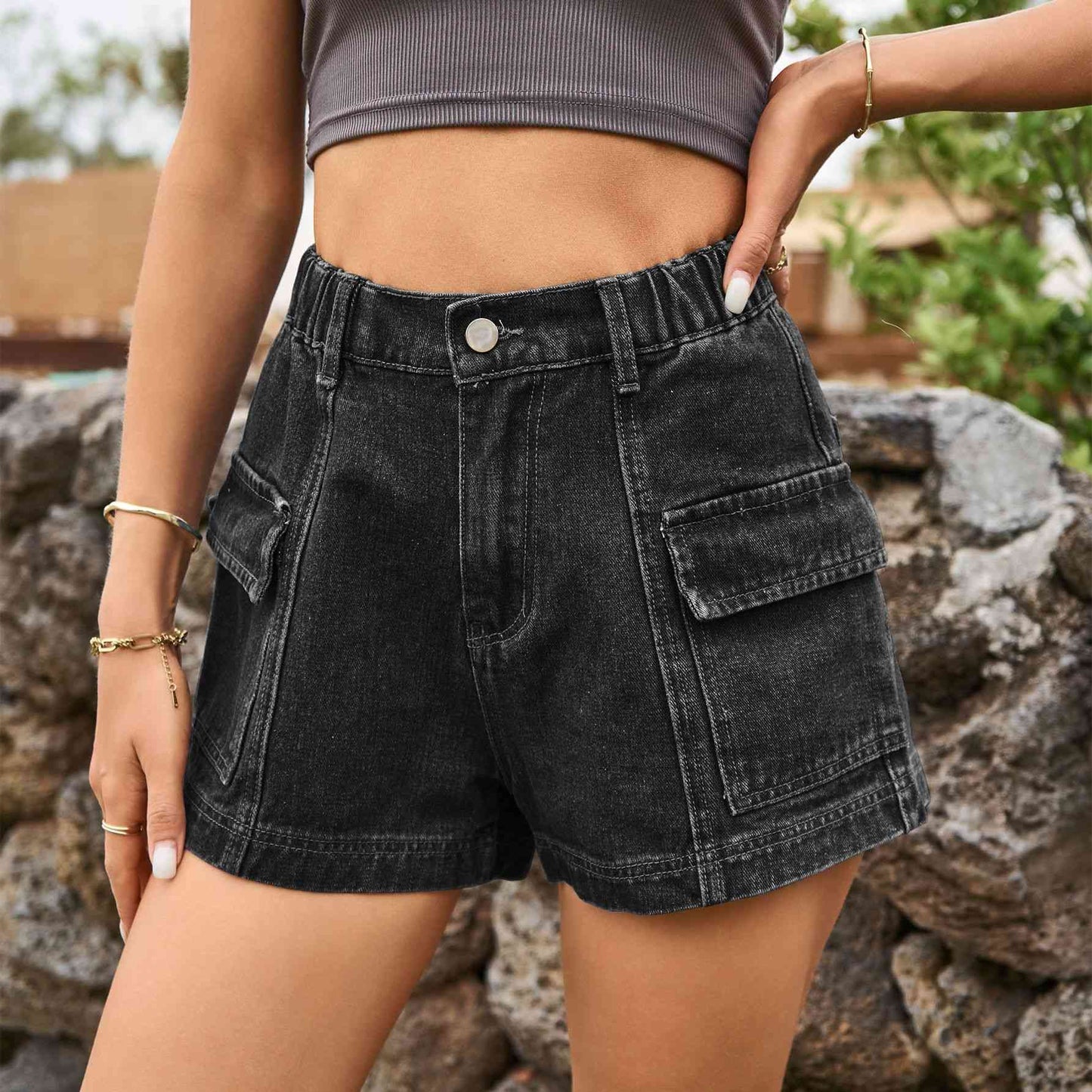 Shorts vaqueros de cintura alta con bolsillos