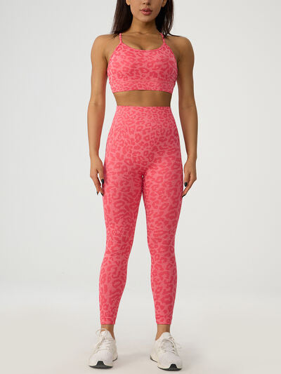 Conjunto activo de leggings y top entrecruzado de leopardo