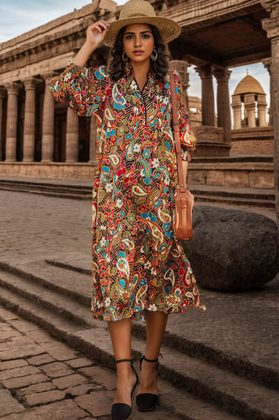 Vestido midi estampado con sobrepelliz y mangas farol