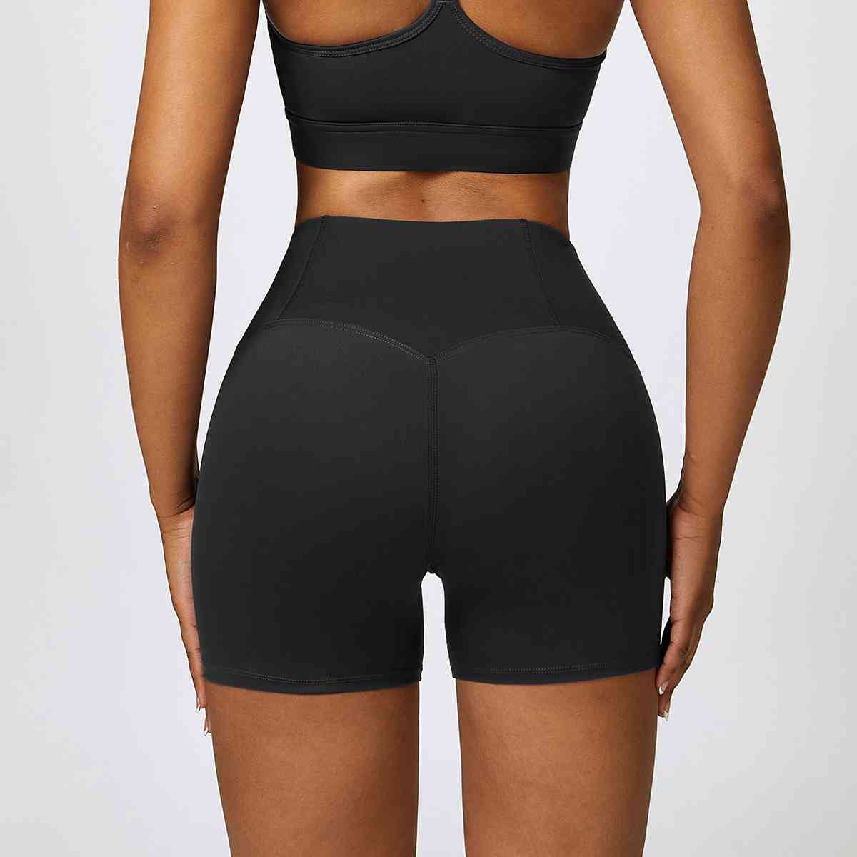 Shorts deportivos de corte slim con cinturilla ancha