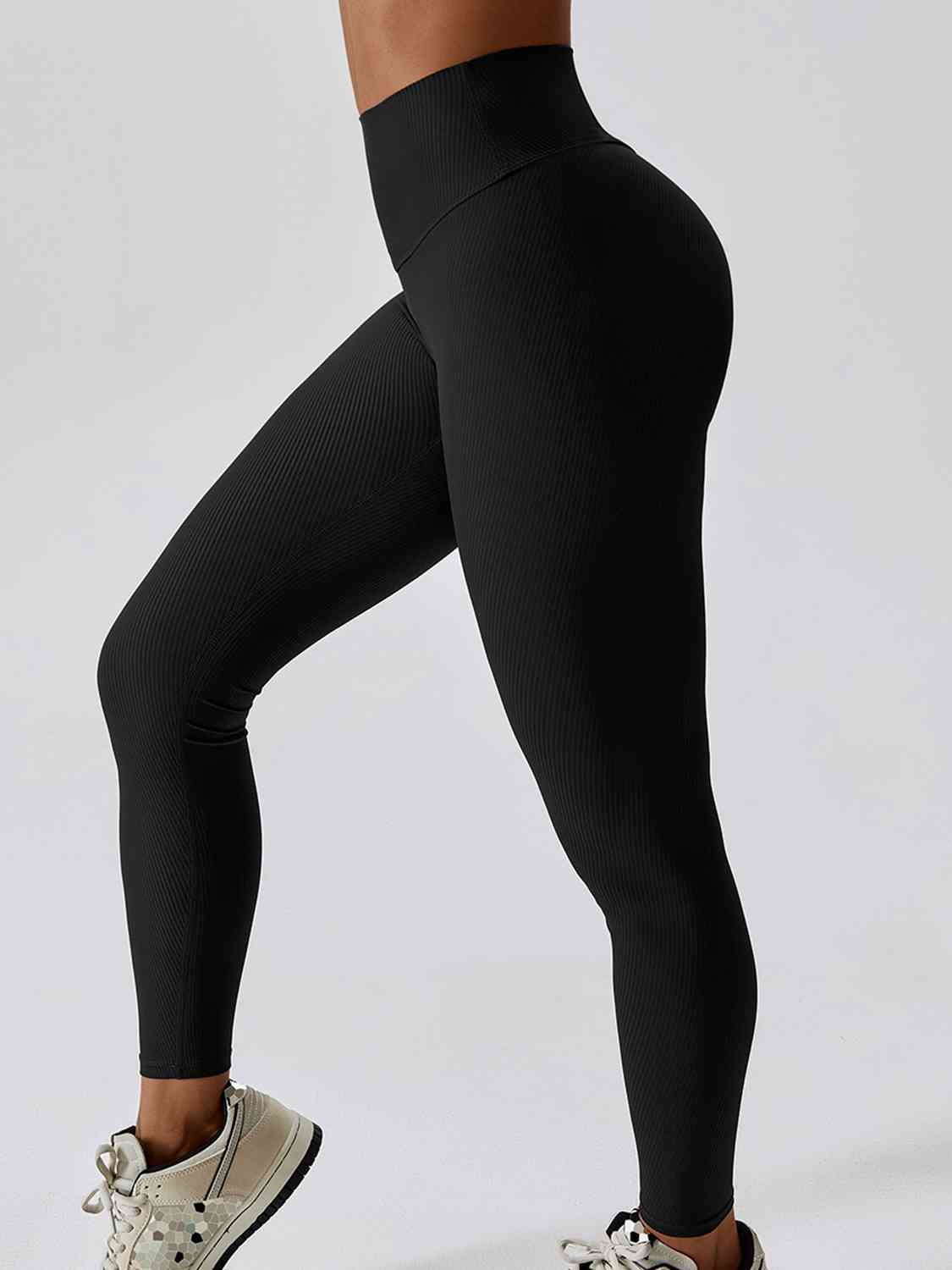 Pantalones deportivos de corte slim con cinturilla ancha