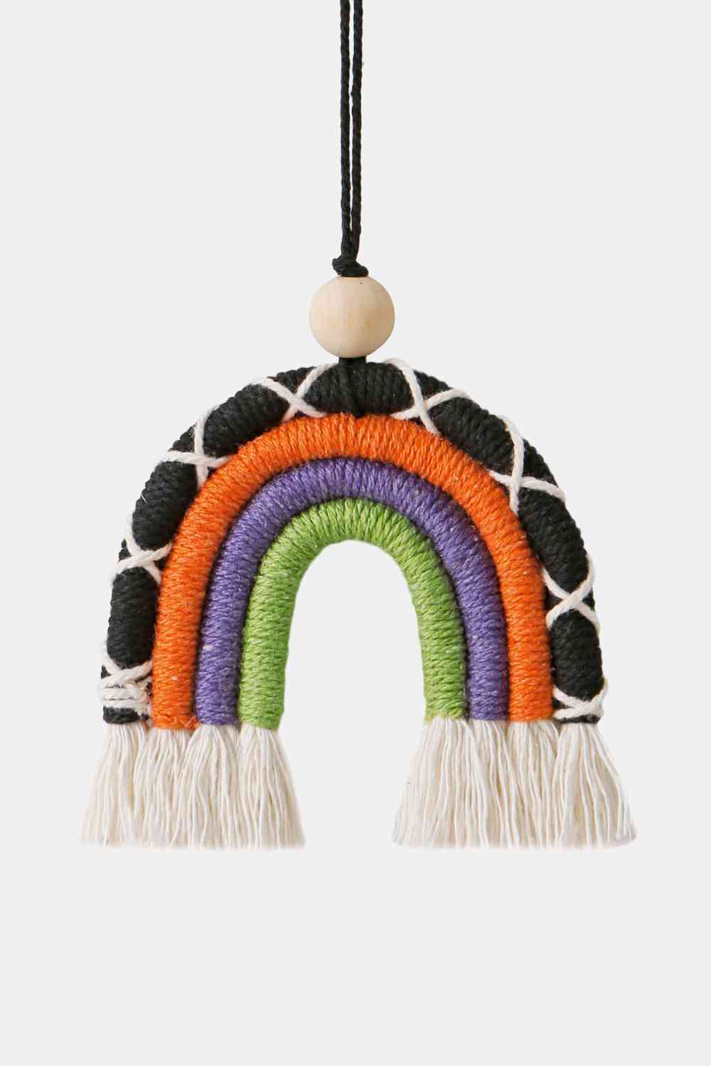 Llavero de algodón con cuentas de madera y forma de arcoíris de macramé con flecos