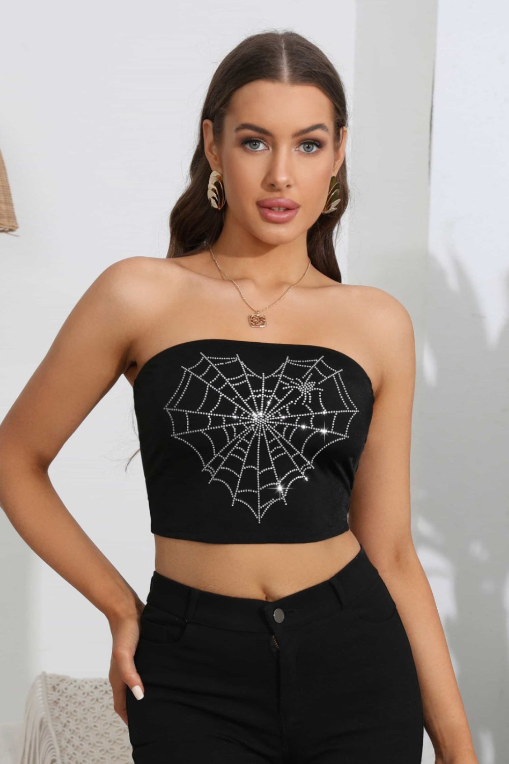 Top de tubo con estampado de telaraña y corazón