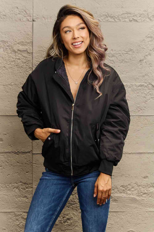 Chaqueta con cremallera y cuello de béisbol